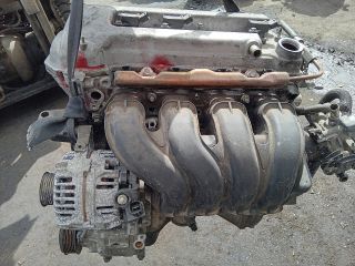 bontott TOYOTA COROLLA Komplett Motor (Segédberendezésekkel)