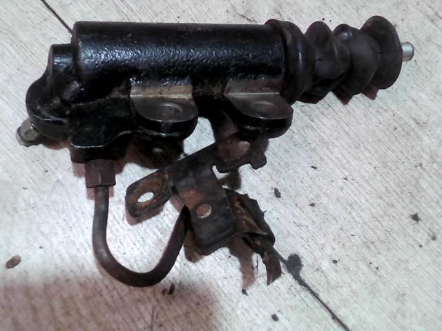 bontott TOYOTA COROLLA Kuplung Munkahenger