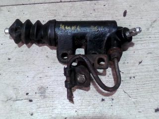 bontott TOYOTA COROLLA Kuplung Munkahenger