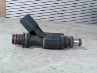 bontott TOYOTA COROLLA Porlasztó (1 db)