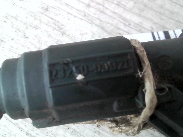 bontott TOYOTA COROLLA Porlasztó (1 db)