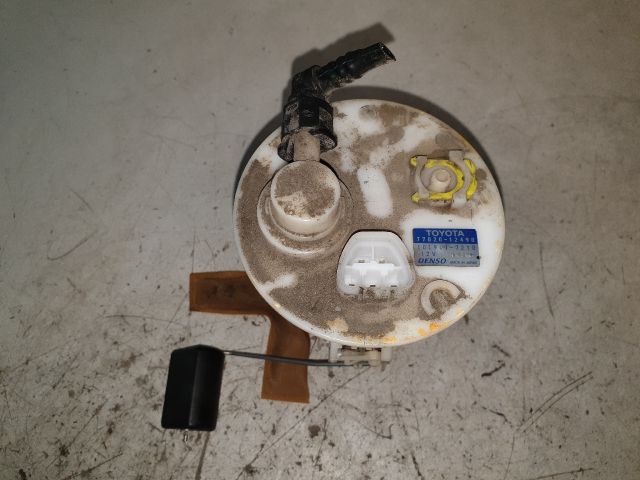 bontott TOYOTA COROLLA Üzemanyag Szivattyú