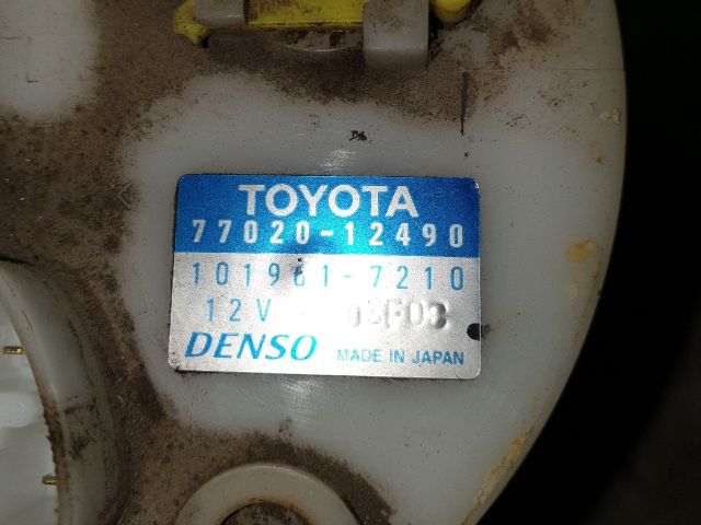 bontott TOYOTA COROLLA Üzemanyag Szivattyú