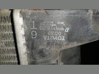 bontott TOYOTA COROLLA Vízhűtő Radiátor (Nem klímás)