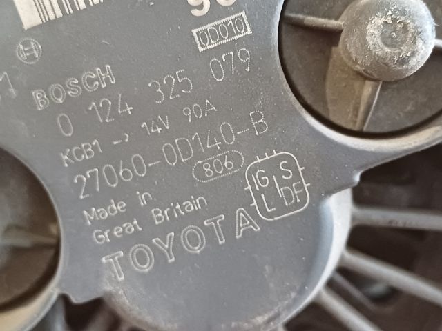 bontott TOYOTA COROLLA Generátor