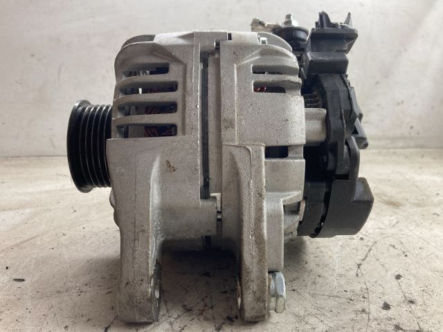 bontott TOYOTA COROLLA Generátor