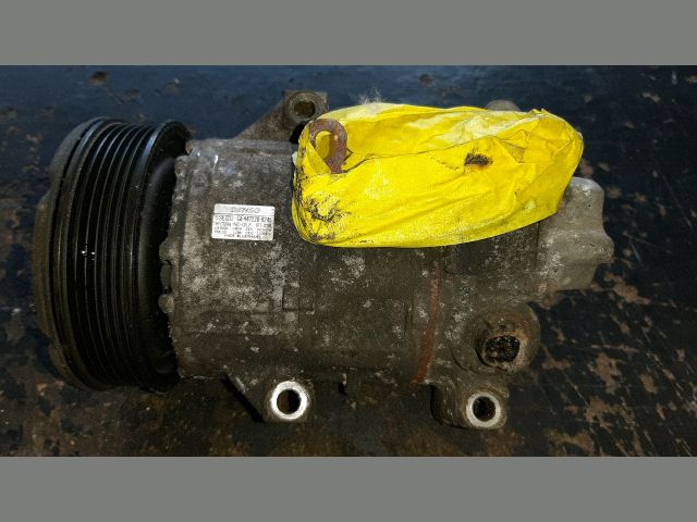bontott TOYOTA COROLLA Klímakompresszor