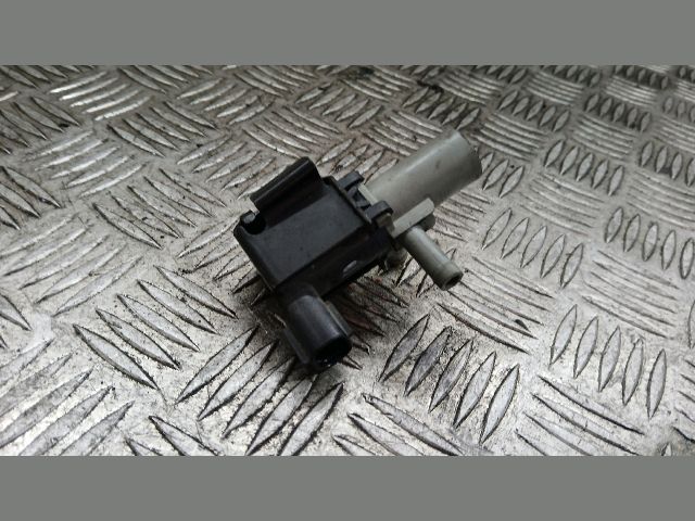 bontott TOYOTA COROLLA Turbó Vákum Szelep