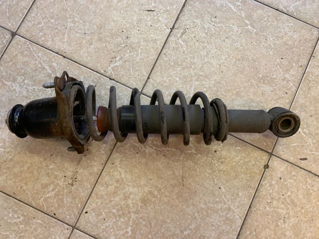 bontott TOYOTA COROLLA Bal hátsó Lengéscsillapító