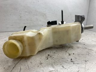 bontott TOYOTA COROLLA Főfékhenger