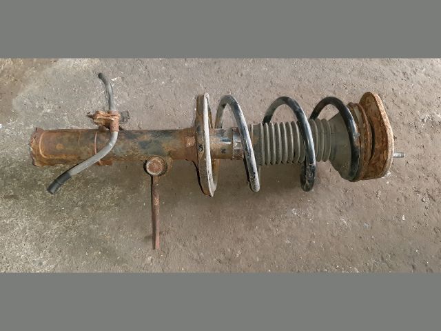 bontott TOYOTA COROLLA Jobb első Gólyaláb (Lengécsillapító, Rugó)