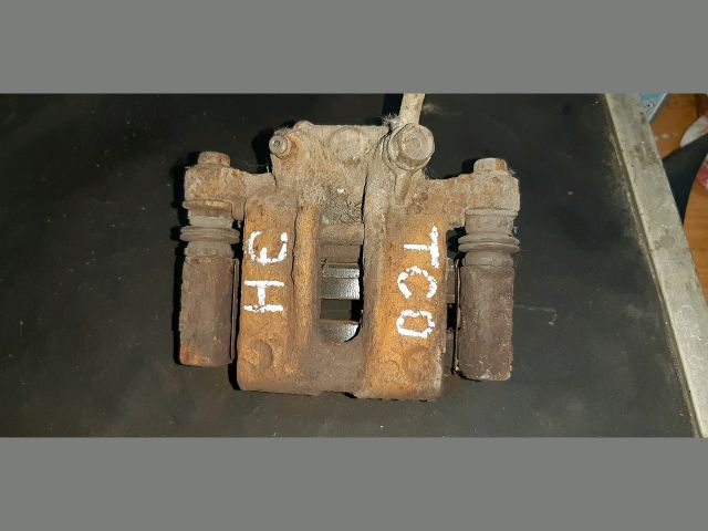 bontott TOYOTA COROLLA Jobb hátsó Féknyereg Munkahengerrel