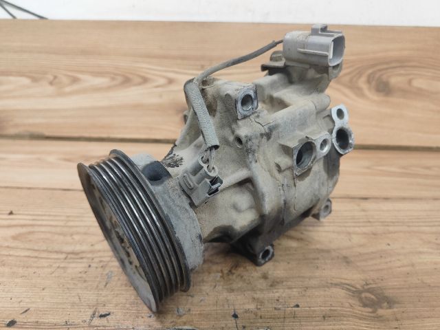 bontott TOYOTA COROLLA Klímakompresszor