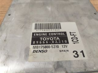 bontott TOYOTA COROLLA Motorvezérlő