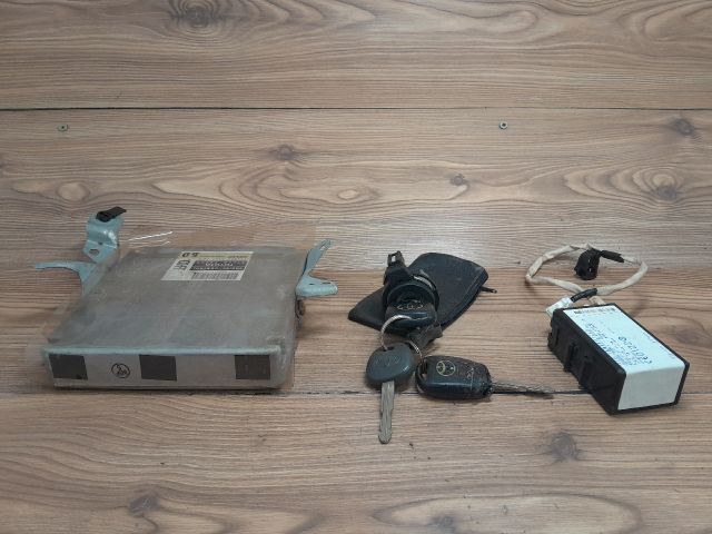 bontott TOYOTA COROLLA Motorvezérlő