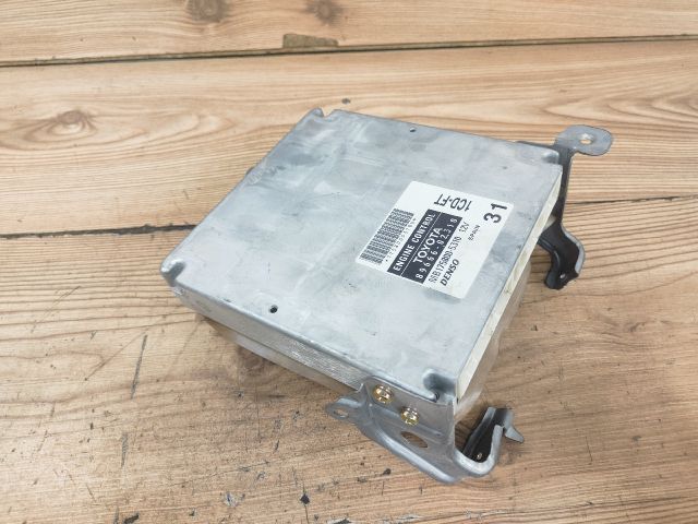 bontott TOYOTA COROLLA Motorvezérlő