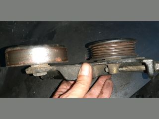 bontott TOYOTA COROLLA Szíjfeszítő Görgő