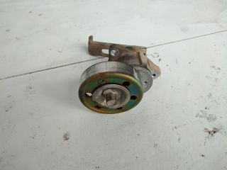 bontott TOYOTA COROLLA Szíjfeszítő Görgő