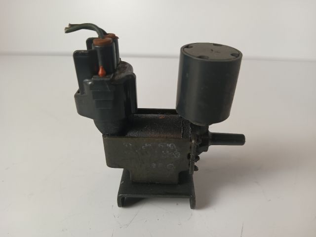 bontott TOYOTA COROLLA Turbó Vákum Szelep