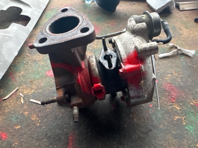 bontott TOYOTA COROLLA Turbó