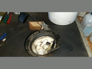 bontott TOYOTA COROLLA Üzemanyagszint Jeladó