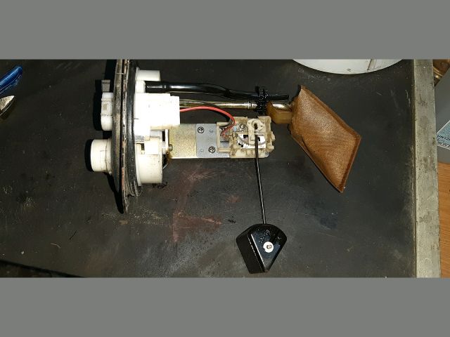 bontott TOYOTA COROLLA Üzemanyagszint Jeladó