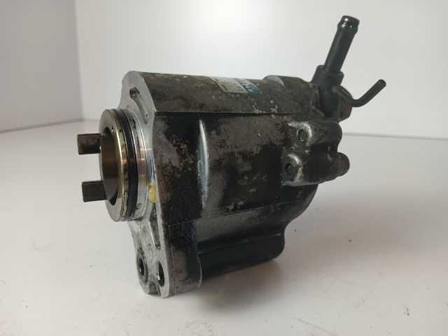 bontott TOYOTA COROLLA Vákumpumpa