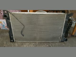bontott TOYOTA COROLLA Vízhűtő Radiátor (Nem klímás)