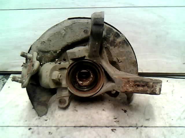 bontott TOYOTA COROLLA Bal első Csonkállvány Kerékaggyal