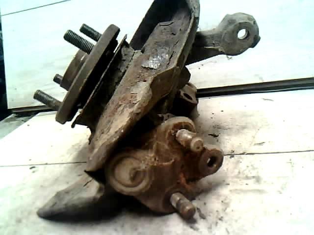 bontott TOYOTA COROLLA Bal első Csonkállvány Kerékaggyal