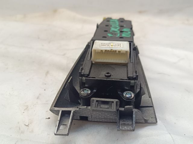 bontott TOYOTA COROLLA Ablakemelő Kapcsoló Négyes / Kettes