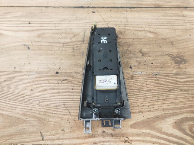 bontott TOYOTA COROLLA Ablakemelő Kapcsoló Négyes / Kettes