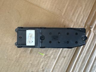 bontott TOYOTA COROLLA Ablakemelő Kapcsoló (Pozíciófüggetlen)