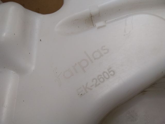 bontott TOYOTA COROLLA Ablakmosó Tartály