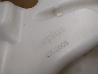 bontott TOYOTA COROLLA Ablakmosó Tartály