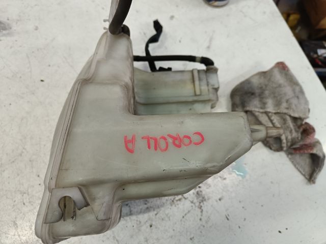 bontott TOYOTA COROLLA Ablakmosó Tartály