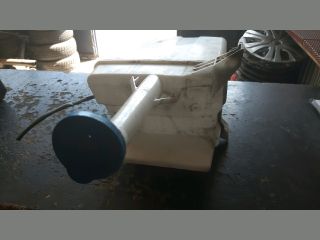 bontott TOYOTA COROLLA Ablakmosó Tartály