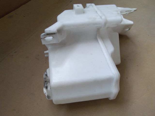 bontott TOYOTA COROLLA Ablakmosó Tartály