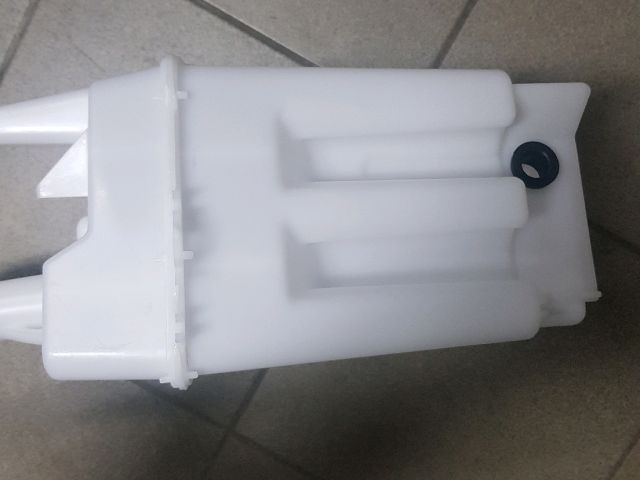 bontott TOYOTA COROLLA Ablakmosó Tartály