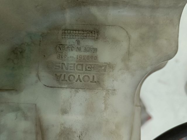 bontott TOYOTA COROLLA Ablakmosó Tartály