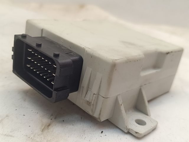 bontott TOYOTA COROLLA Ablaktörlő Relé