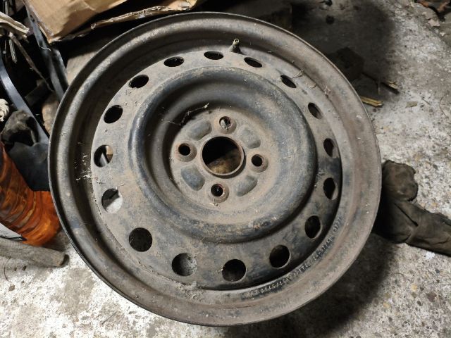 bontott TOYOTA COROLLA Acélfelni (1 db)