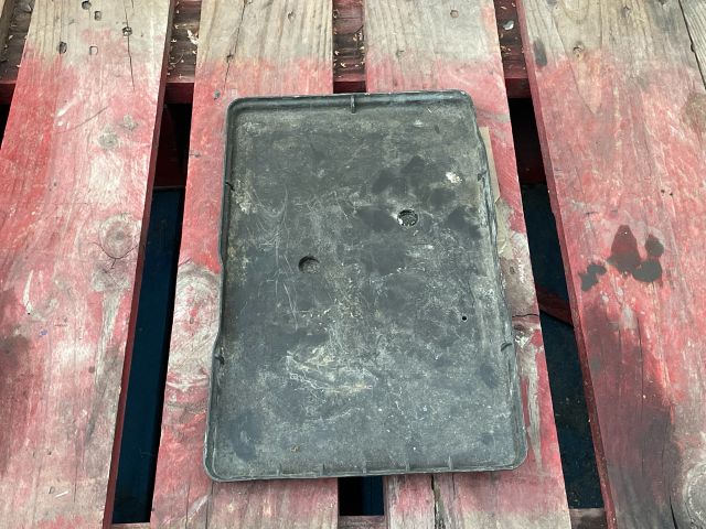 bontott TOYOTA COROLLA Akkumulátor Tartó