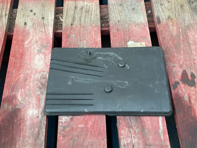 bontott TOYOTA COROLLA Akkumulátor Tartó