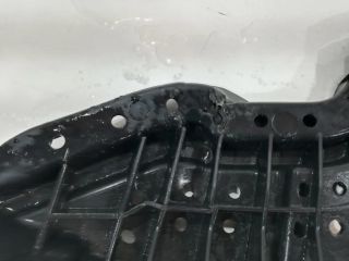 bontott TOYOTA COROLLA Alsó Hűtőburkolat