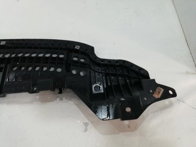 bontott TOYOTA COROLLA Alsó Hűtőburkolat