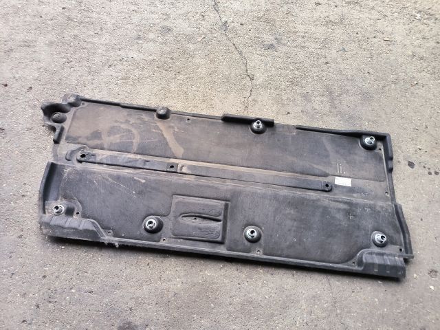 bontott TOYOTA COROLLA Alsó Padlólemez Burkolat