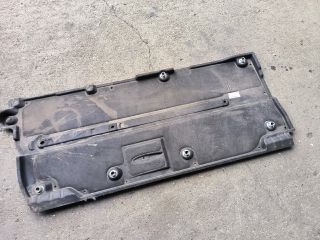 bontott TOYOTA COROLLA Alsó Padlólemez Burkolat