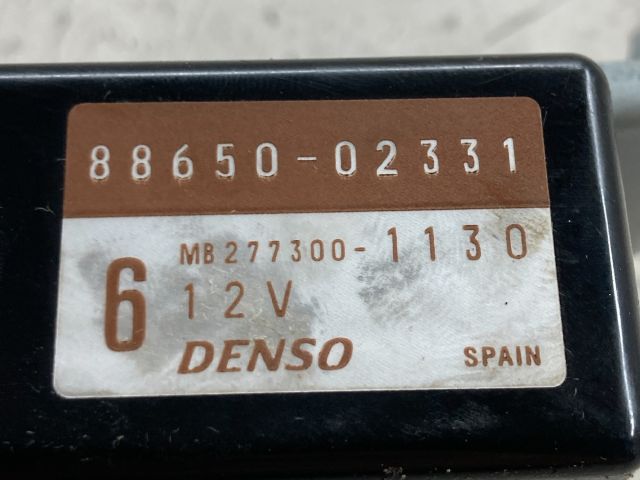 bontott TOYOTA COROLLA Antenna Erősítő