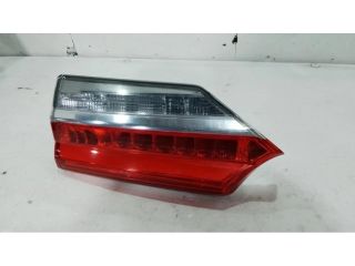 bontott TOYOTA COROLLA Bal Belső Hátsó Lámpa